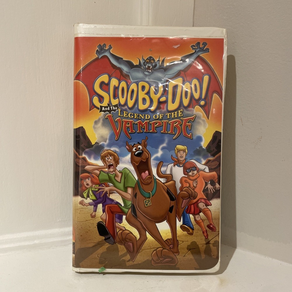 SCOOBY-DOO & THE LEGEND OF THE VAMPIRE ANIMATED VHS VIDEO MOVIE, CLAMSHELL